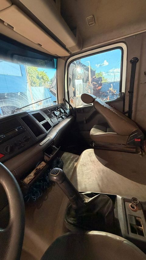 Volkswagen 24-280 E Constellation 6x2 - 14/14 8