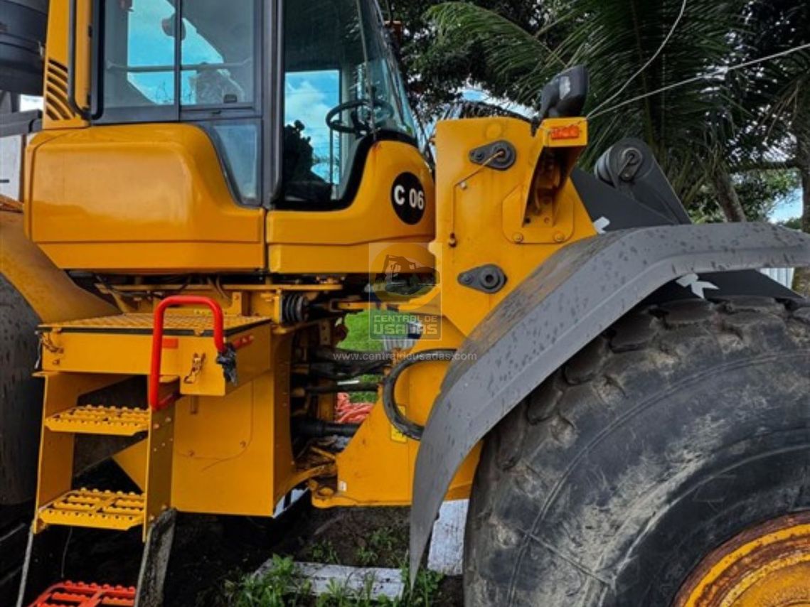 Volvo L120F - 22/22 4