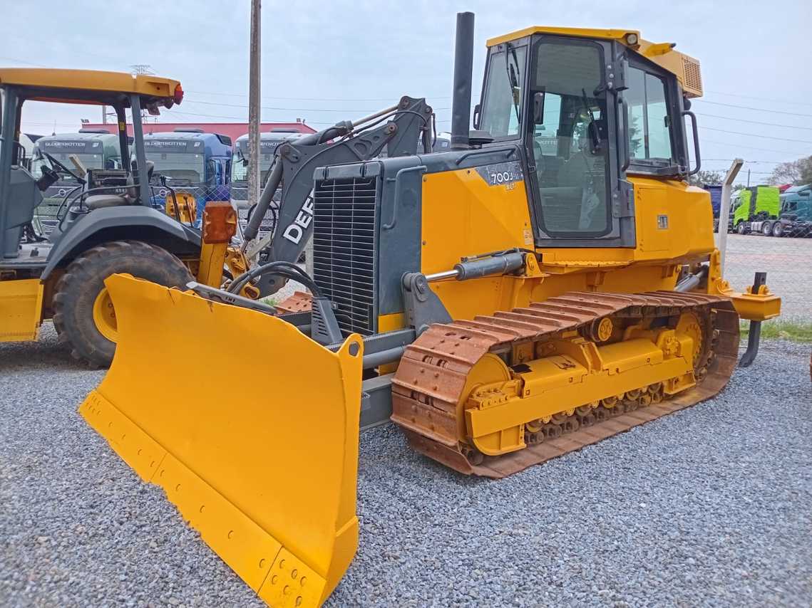 John Deere 700J - 22/22 7