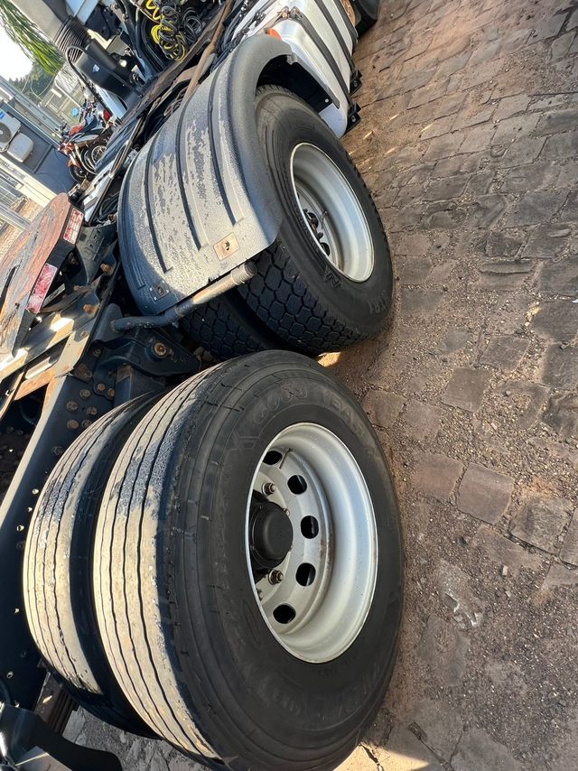 Volkswagen 25-360 6x2 Constellation - 13/13 11