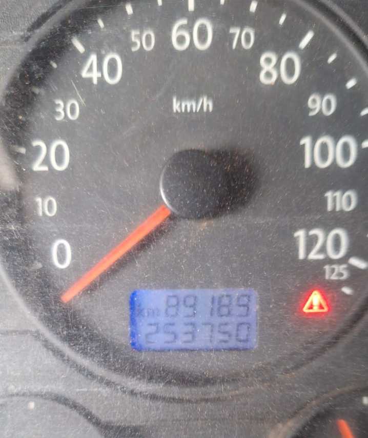Volkswagen 24-250 E Constellation 3-Eixos - 10/10 4
