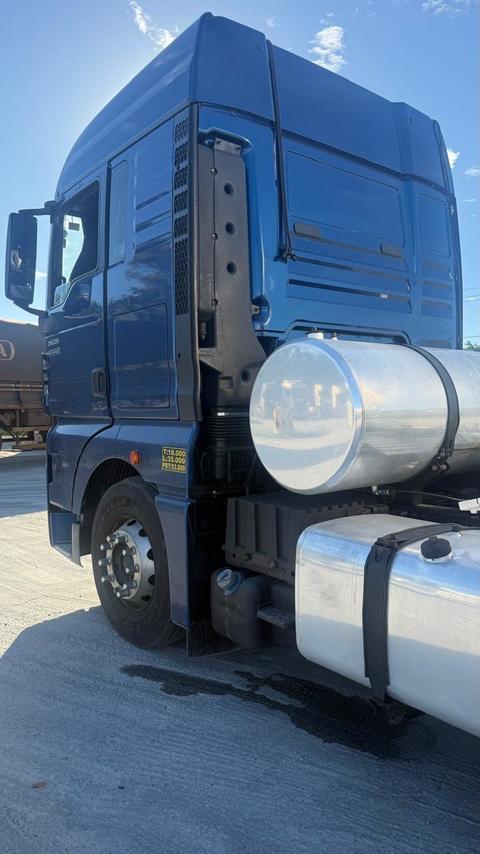 Volkswagen 29-520 6x4 Meteor - 21/22 17