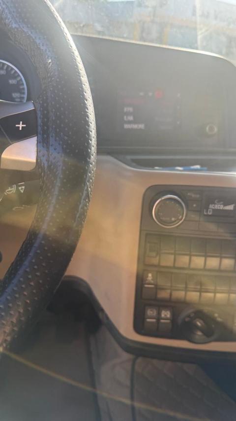 Volkswagen 29-520 6x4 Meteor - 21/22 20