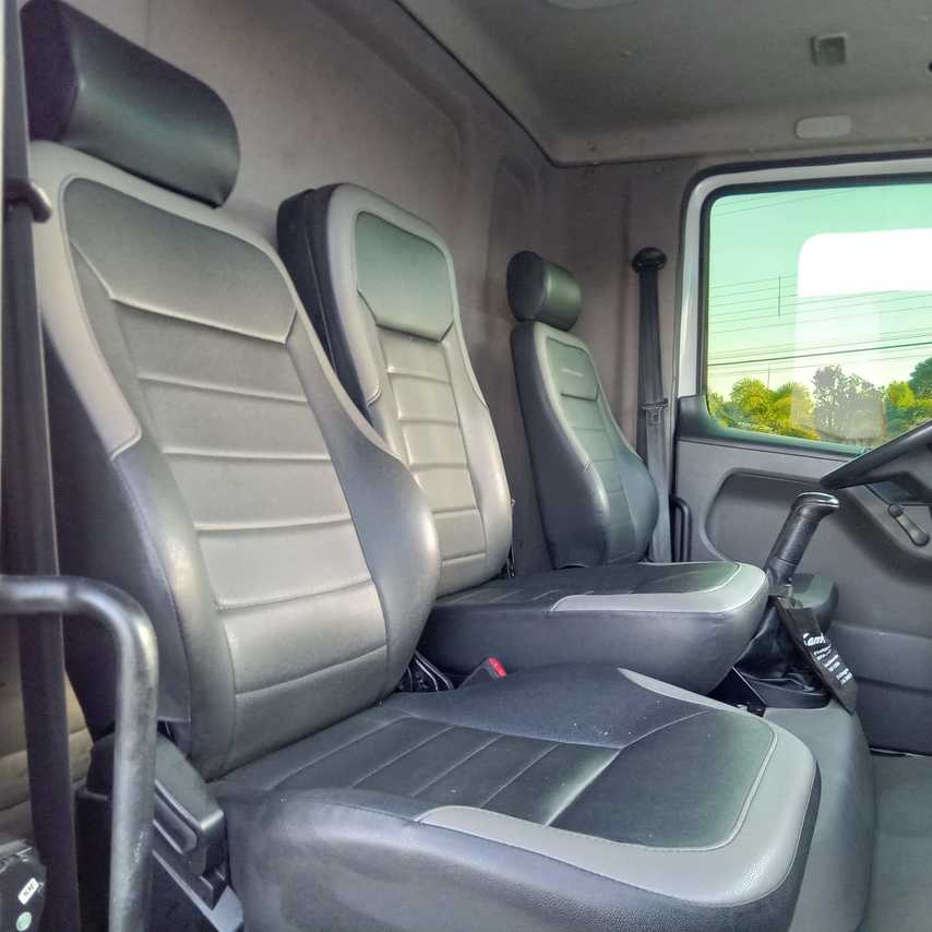 Volkswagen 17-190 E Constellation - 21/22 13