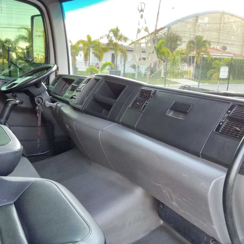 Volkswagen 17-190 E Constellation - 21/22 19