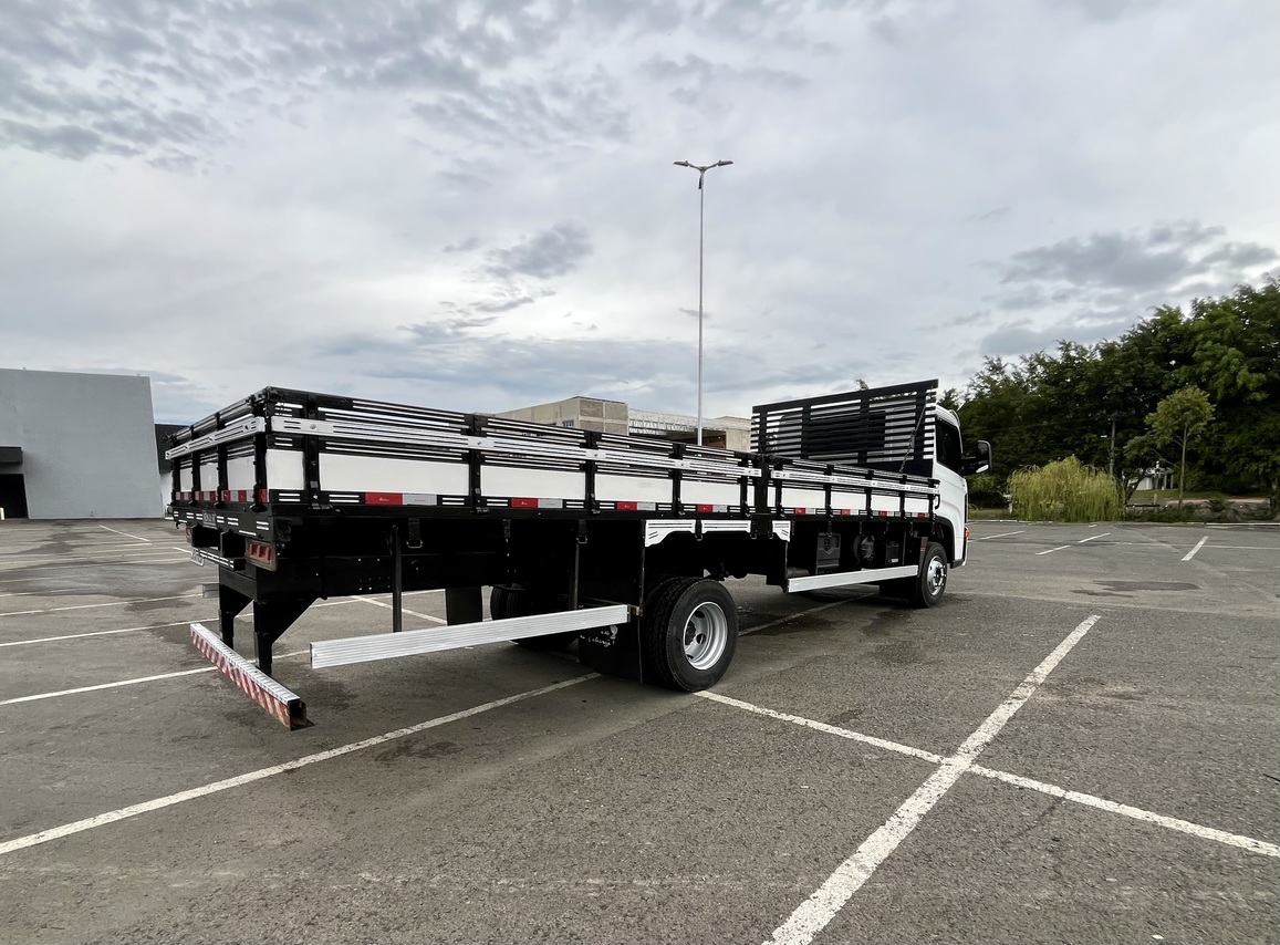 Volkswagen 11-180 Delivery  - 22/23 15