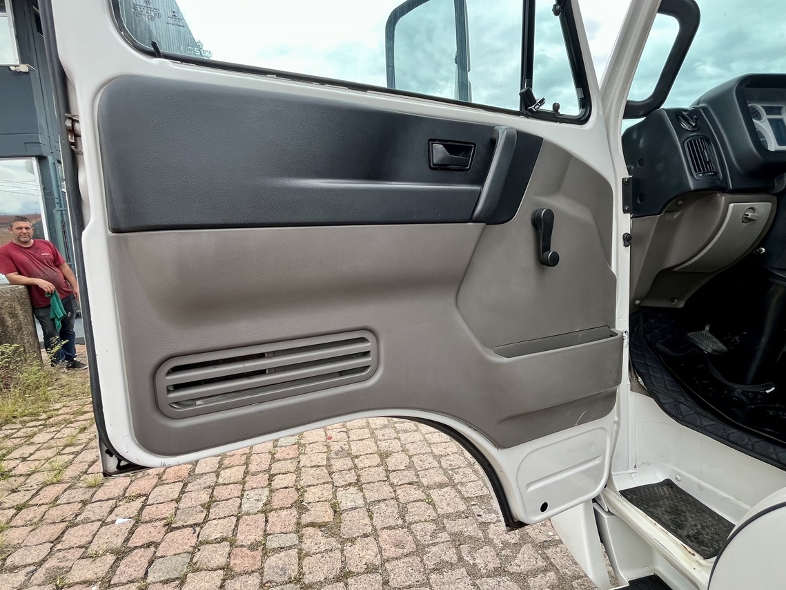 Volkswagen 10-160 E Delivery - 15/15 13