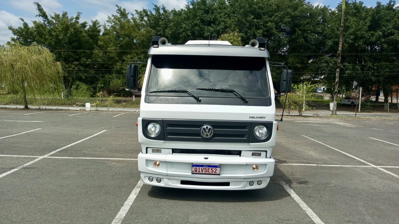 Volkswagen 8 160 - 16/16 6