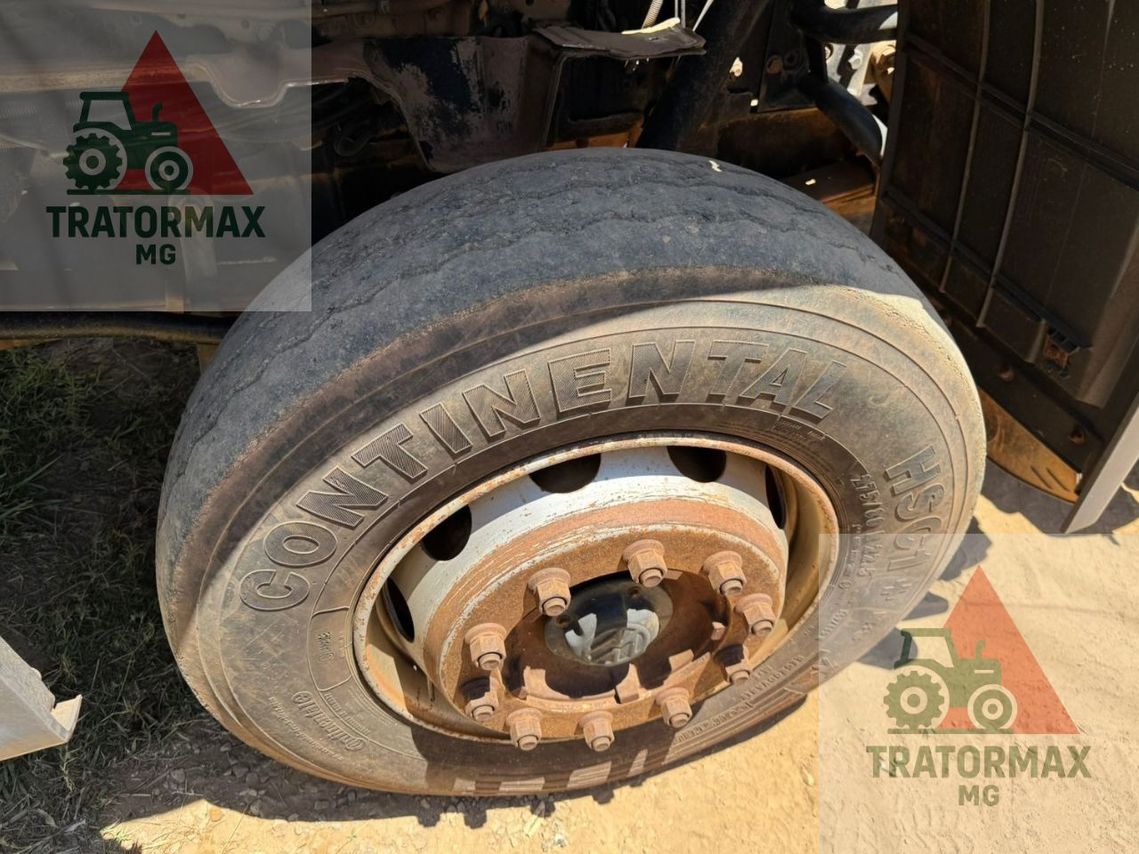 Volkswagen 31-280 E Constel. 6x4 - 17/17 4