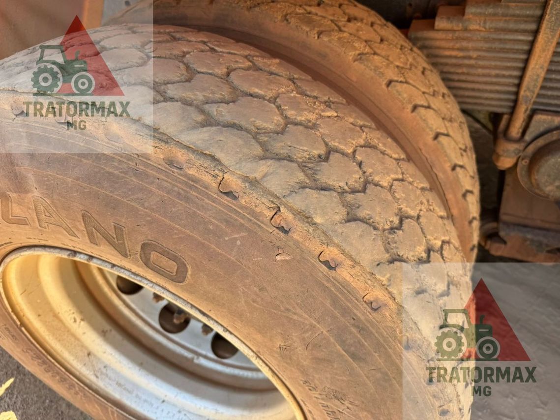 Volkswagen 31-280 E Constel. 6x4 - 17/17 5