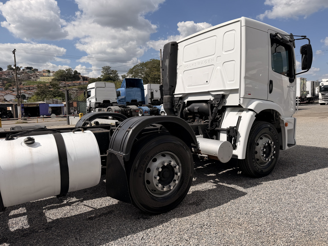 Volkswagen 24-280 E Constellation 8x2 - 22/23 9