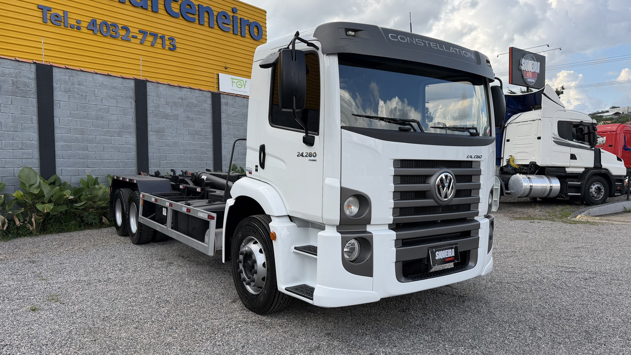 Volkswagen 24-280 E Constellation 6x2 - 22/23 5