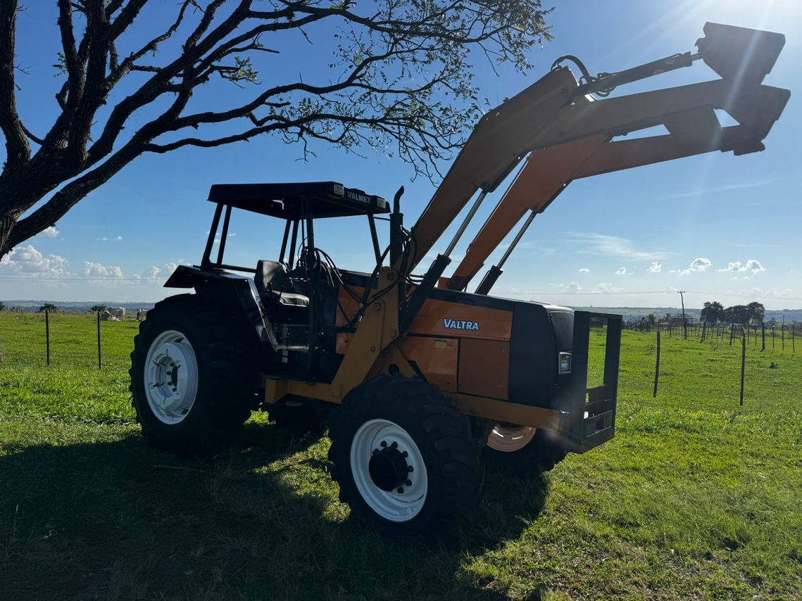 Valtra 1280 - 03/03 2
