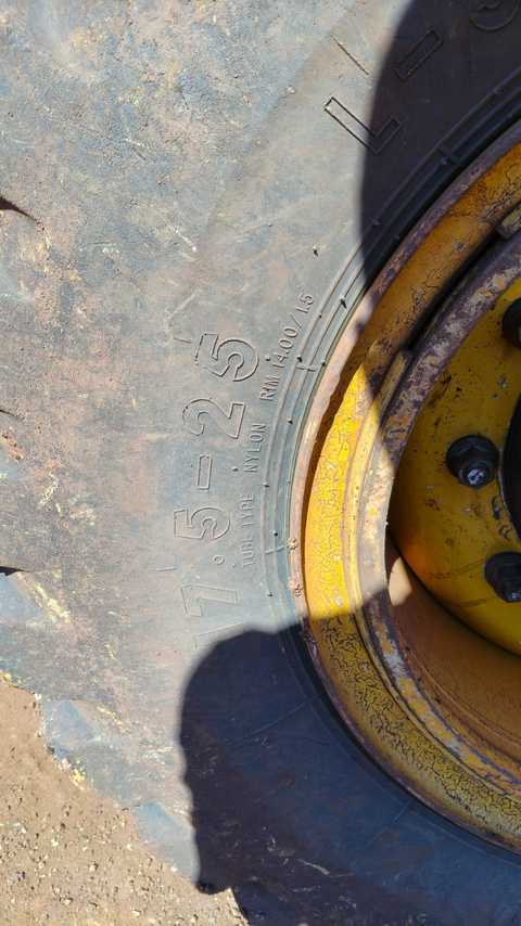 Liugong  835 - 19/19 5