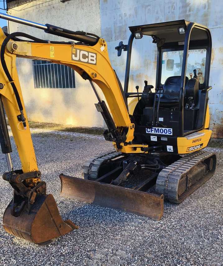 JCB 8026 - 21/21 2