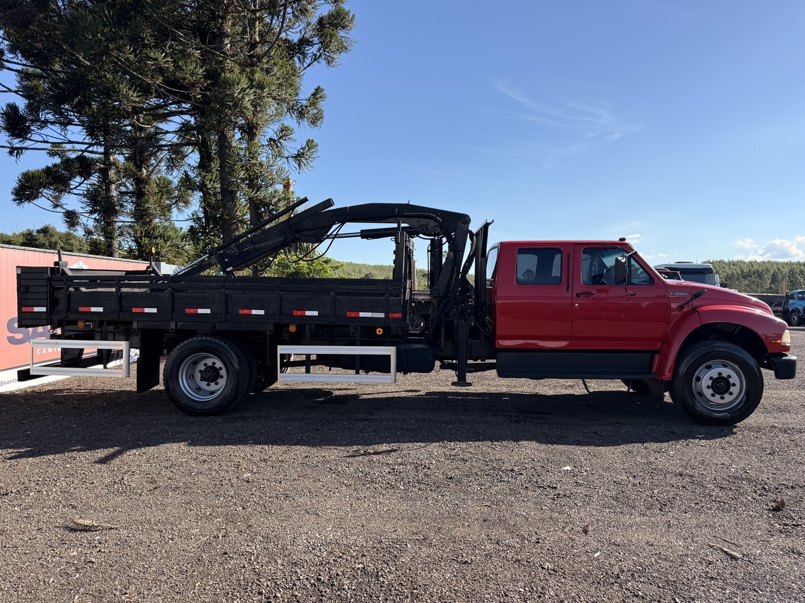 Ford F12000 - 96/96 3
