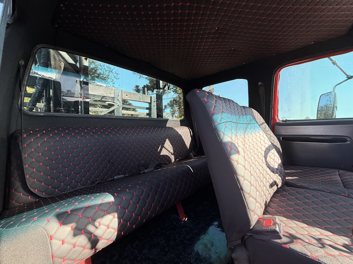 Ford F12000 - 96/96 17