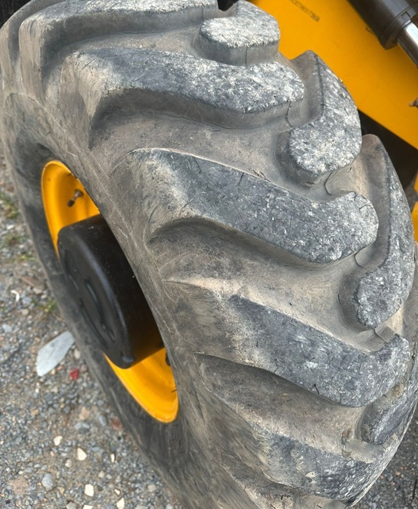 JCB 3CX - 22/22 12