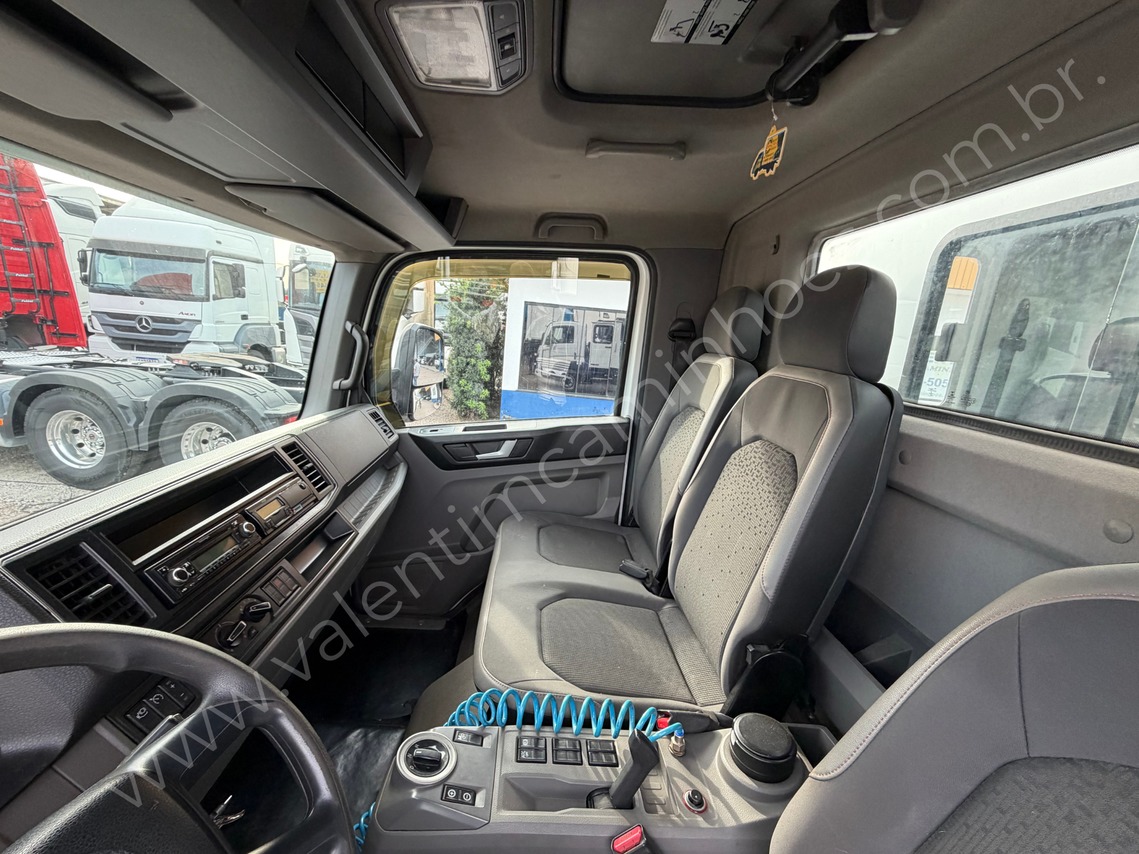 Volkswagen 11-180 Delivery  - 20/21 12