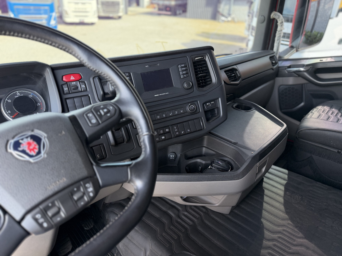 Scania R450 - 24/24 13