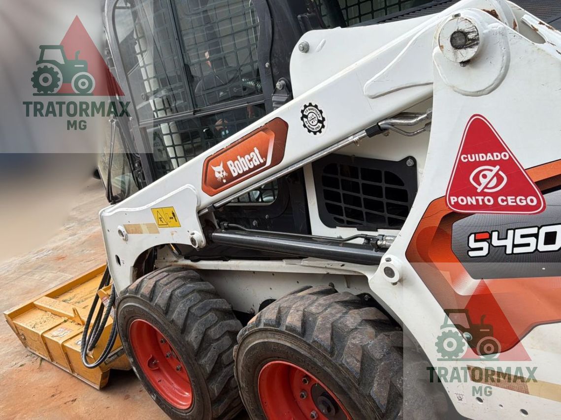 Bobcat S450 - 24/24 2