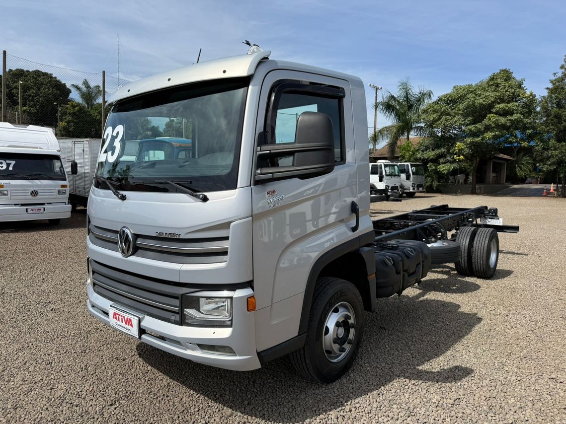 Volkswagen 11-180 Delivery  - 22/23 3