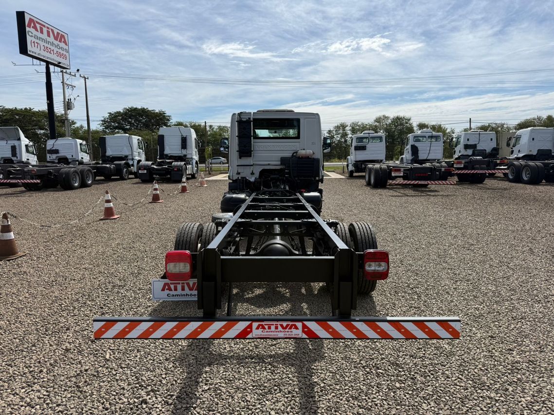 Volkswagen 11-180 Delivery  - 22/23 5