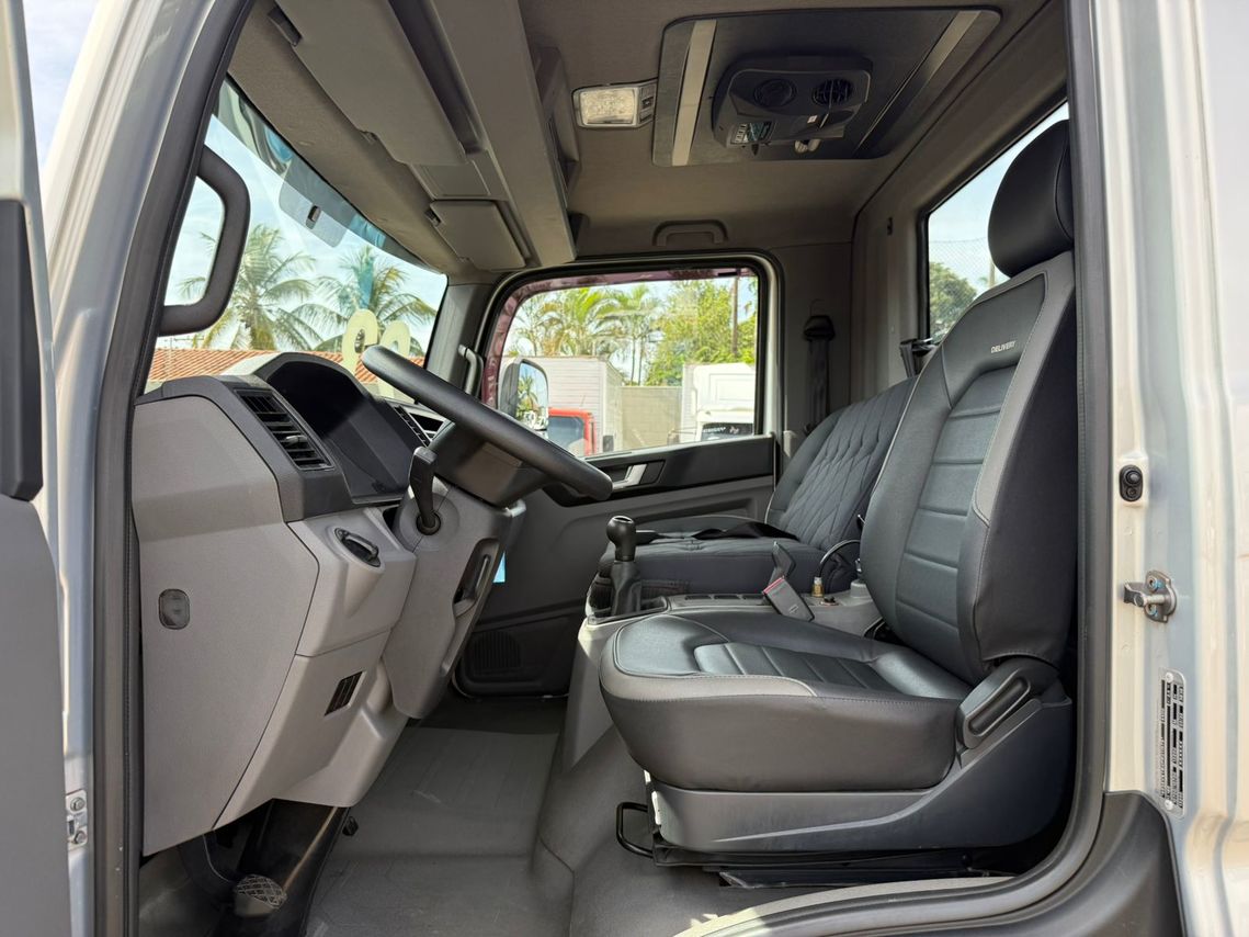 Volkswagen 11-180 Delivery  - 22/23 7