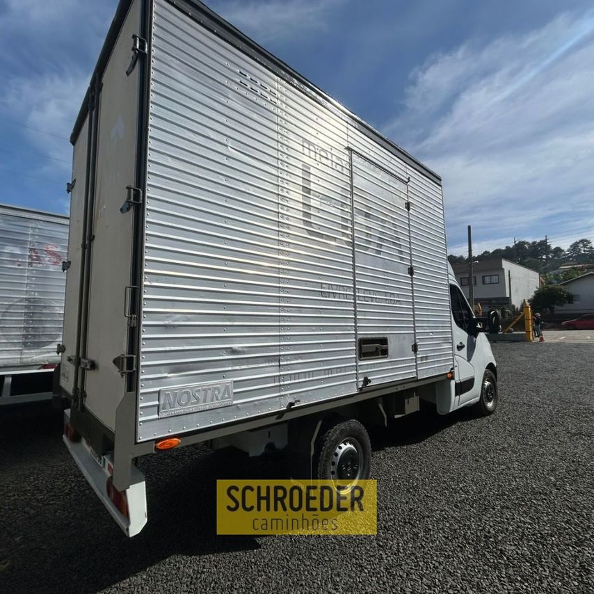 Renault Master Chassi - 18 6