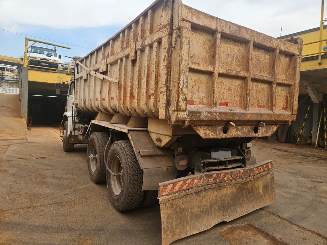 Volkswagen 26 310 - 08/08 5