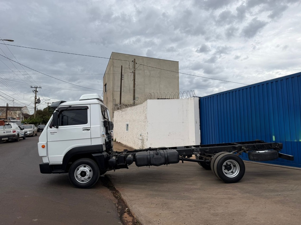 Volkswagen 10-160 E Delivery - 17/17 3