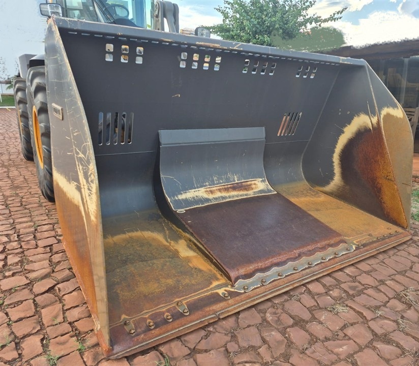 Volvo L90H - 24/24 10