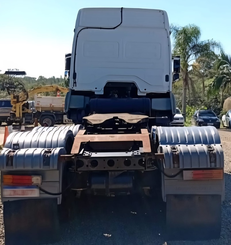 Mercedes Benz Axor 2544 - 19/19 6