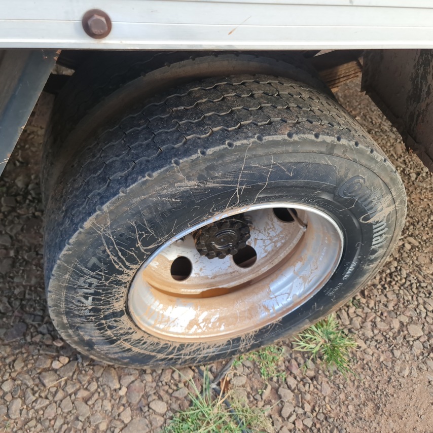 Volkswagen 8 160 - 13/13 11