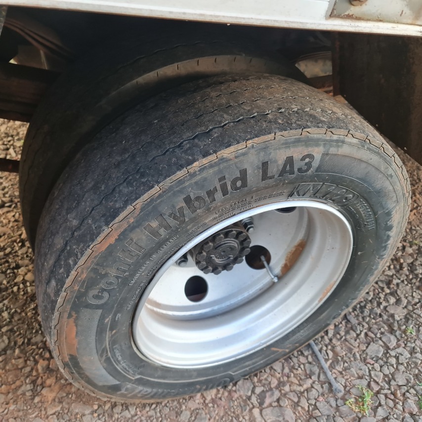 Volkswagen 8 160 - 13/13 12