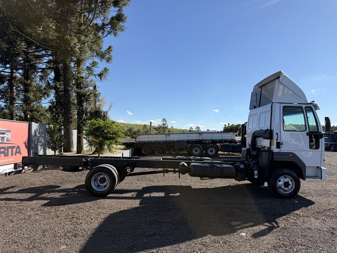 Ford Cargo1119 - 17/18 3