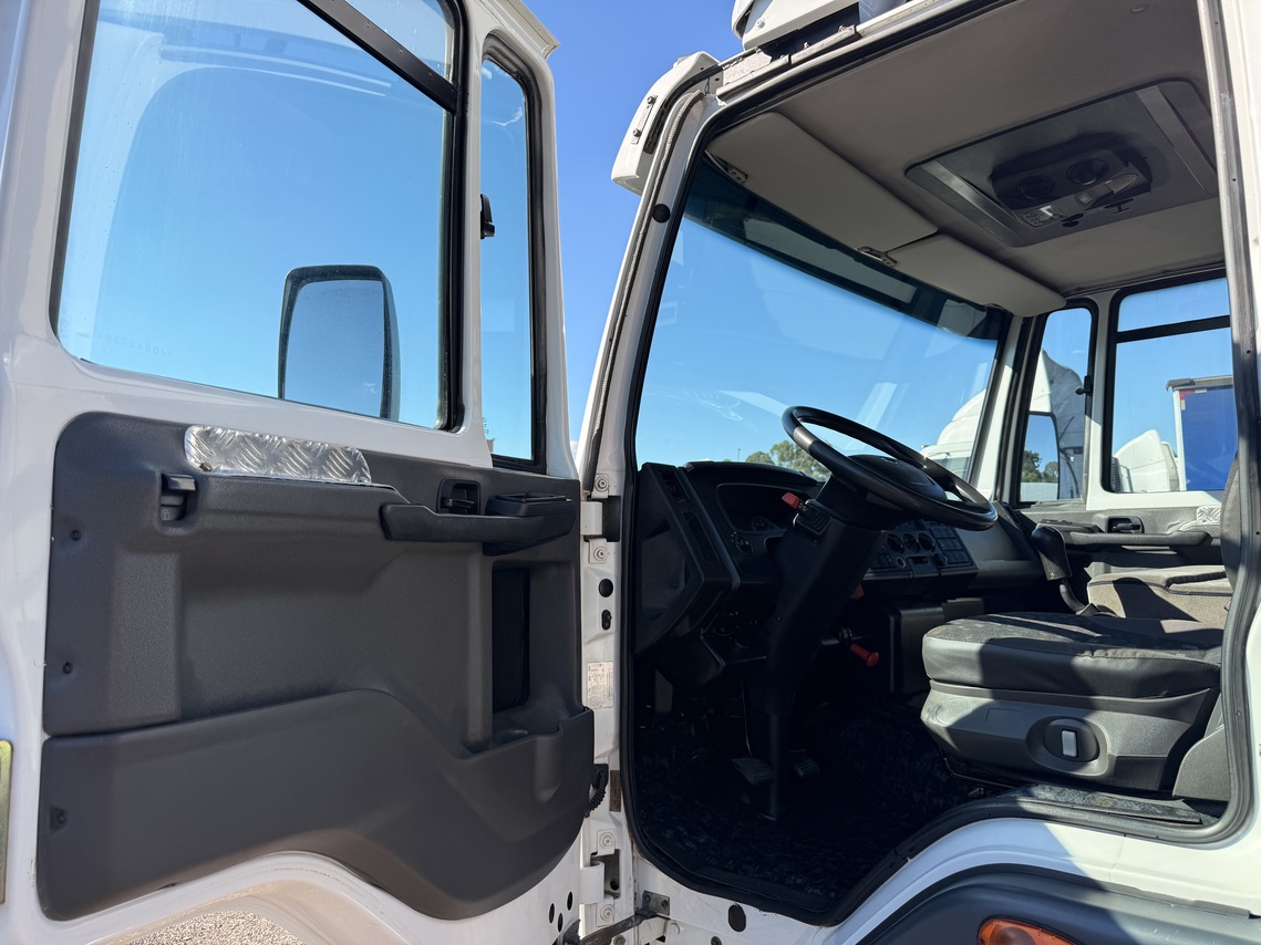 Ford Cargo1119 - 17/18 9