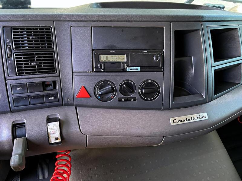 Volkswagen 24-280 E Constellation 6x2 - 18/19 8