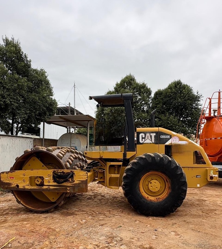 Caterpillar CS533 - 10/10 4