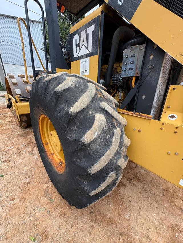 Caterpillar CS533 - 10/10 5