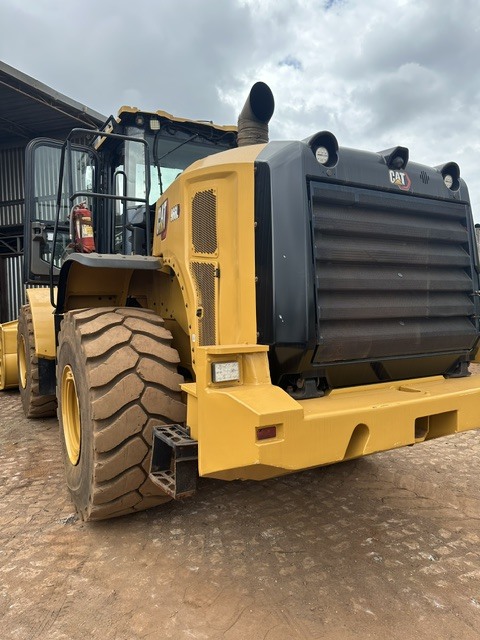 Caterpillar  966L - 21/21 4