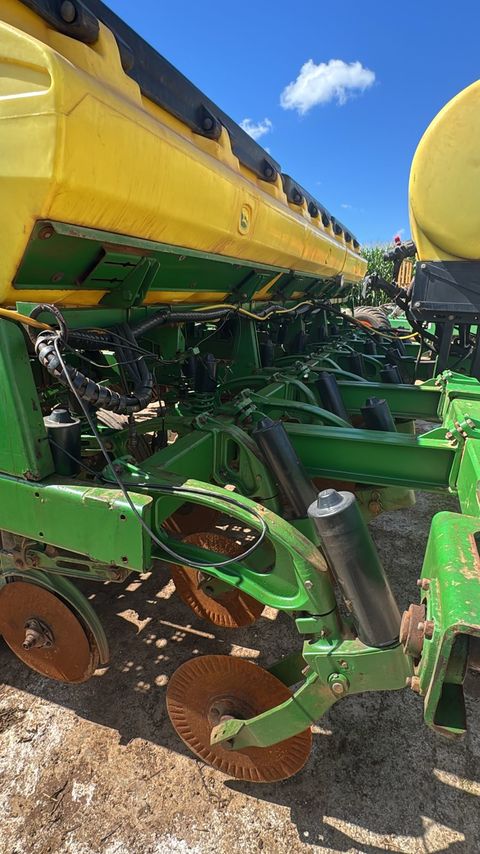 John Deere 2126 - 15/15 9