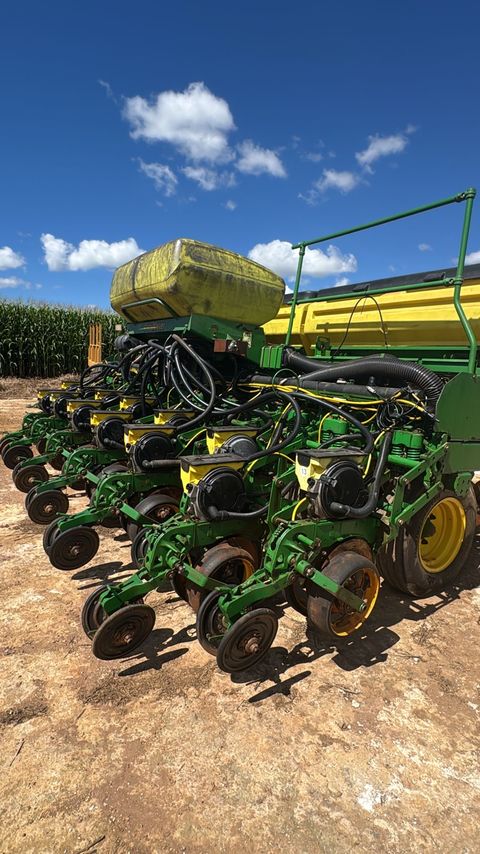 John Deere 2126 - 15/15 12