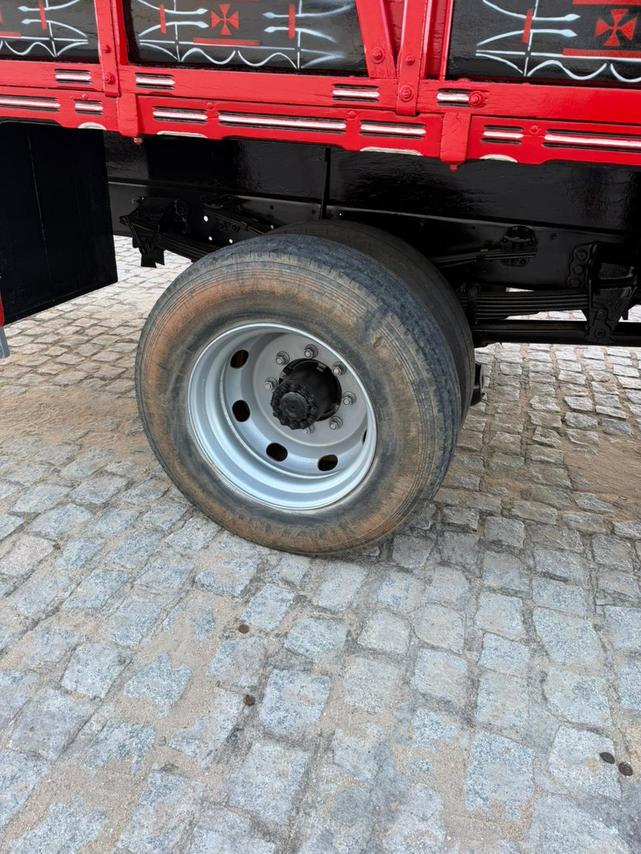Volvo VM 270 - 18/18 8