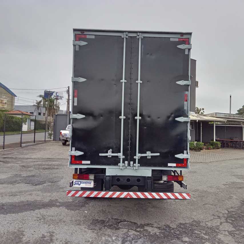 Mercedes Benz Accelo 1016 - 15/16 2