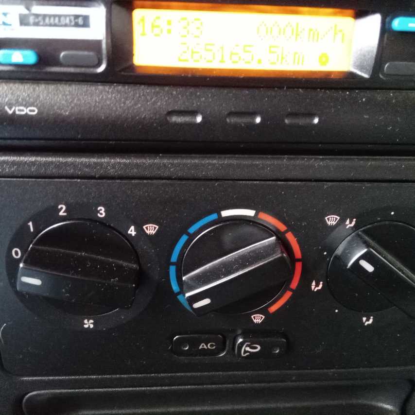 Mercedes Benz Accelo 1016 - 15/16 12