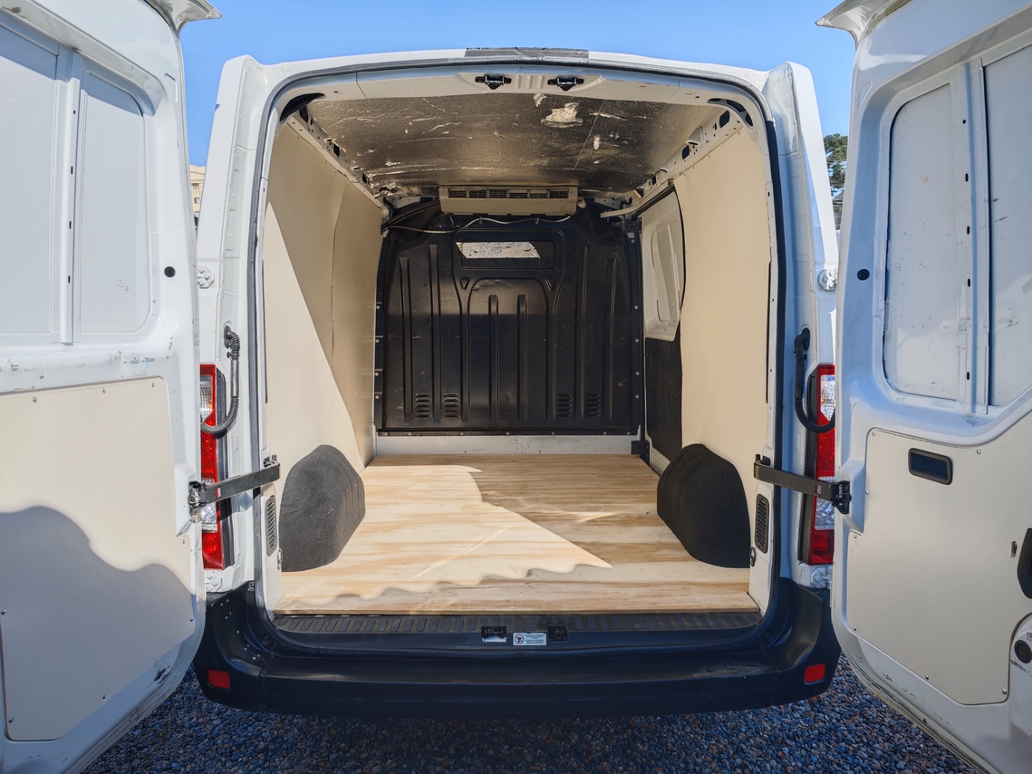 Renault Master Furgão - 19/20 6
