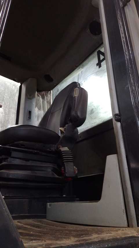 New Holland W170 - 16/16 8