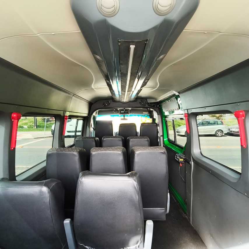 Renault Master Minibus - 19/20 7