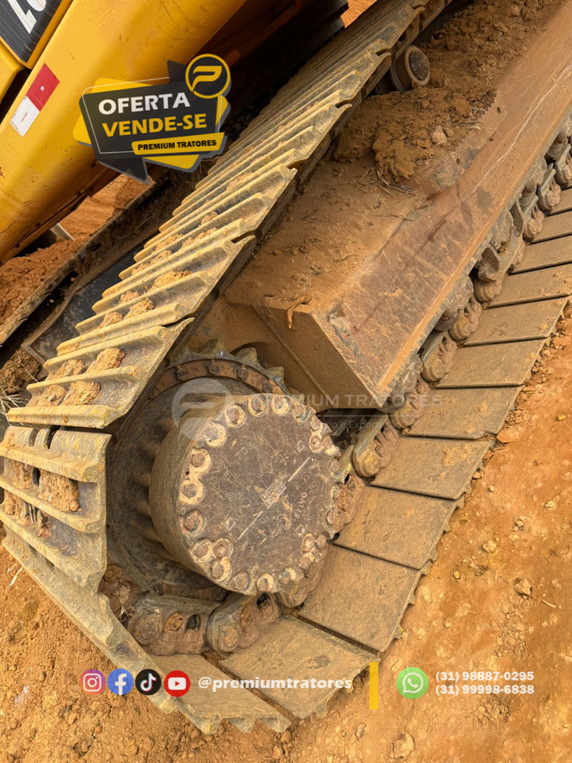 Komatsu PC210 - 20/20 6